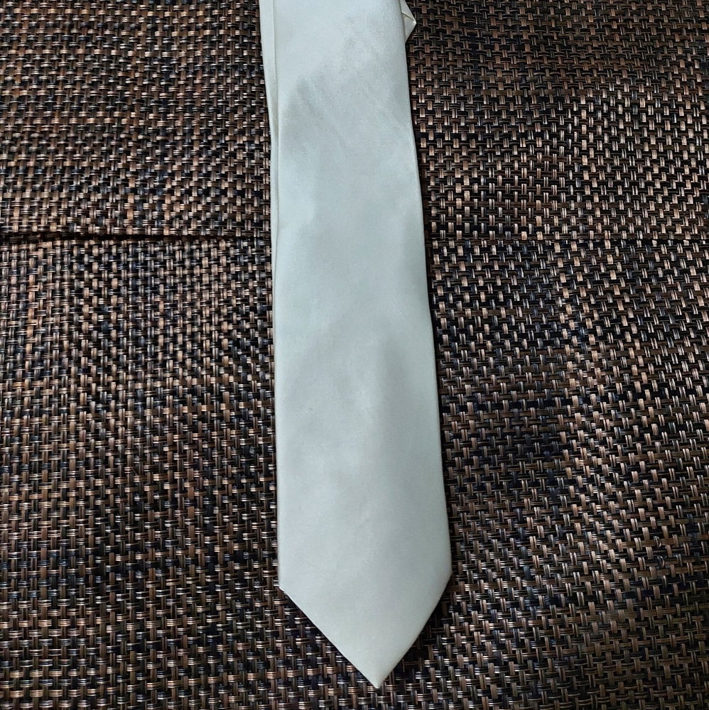 Pierre Cardin Tie (Pearl White)